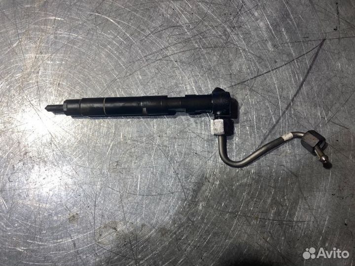 Форсунка Mercedes C-Class W204 OM651 2.2 CDI 2012