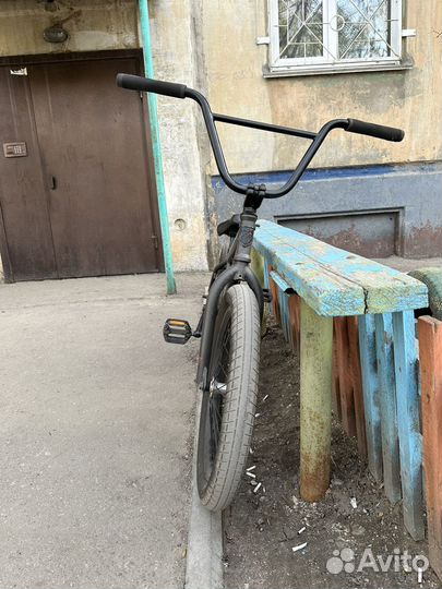 BMX Mongoose legion L100