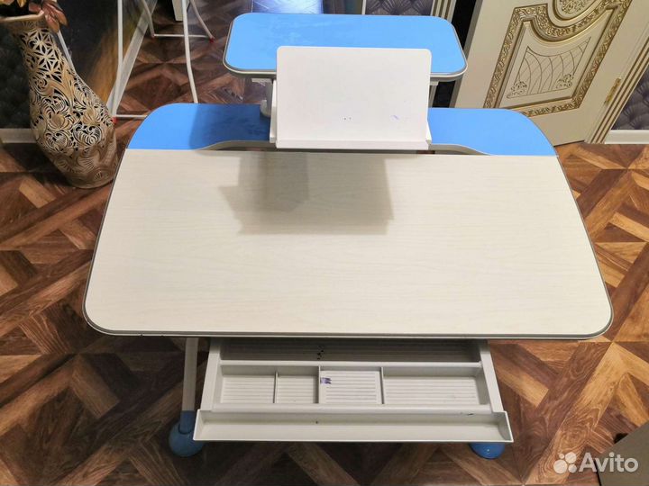 Стол детский