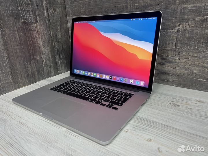 MacBook Retina 15 core i7 в коробке на гарантии