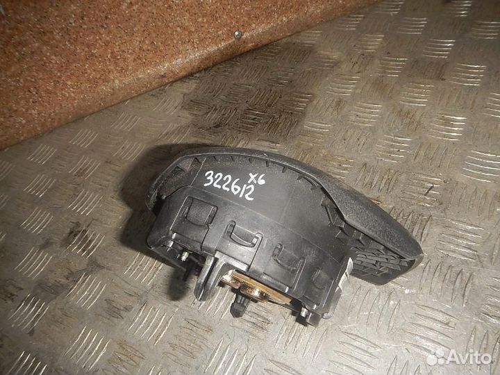 Подушка безопасности в рулевое колесо BMW X6