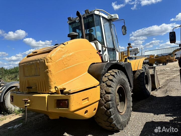 Фронтальный погрузчик Liebherr L 524, 2001