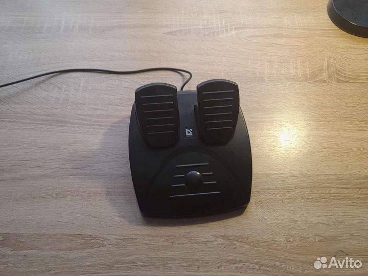 Игровой руль defender