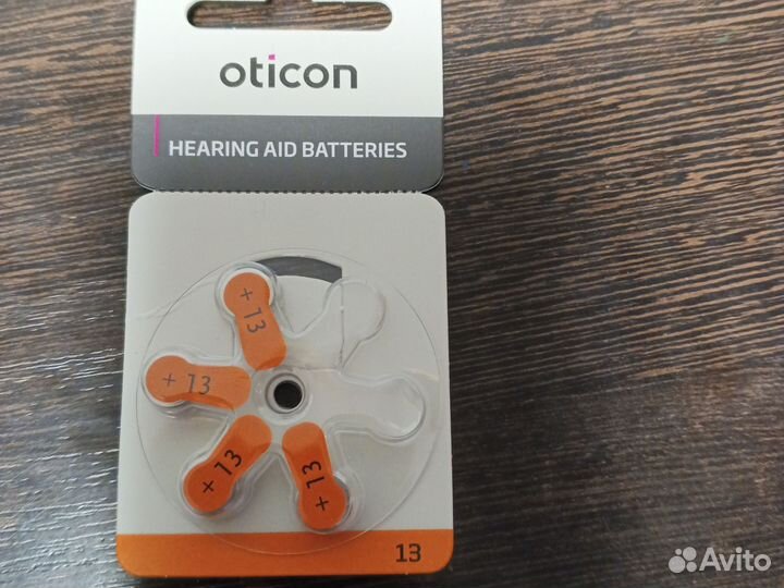 Слуховой аппарат oticon