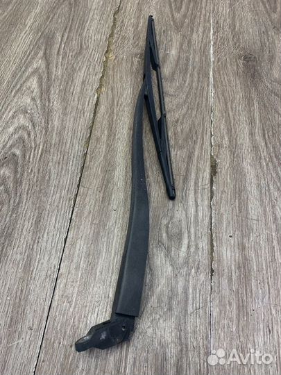 Поводок дворника задний Opel Astra G хетчбэк 5-ти