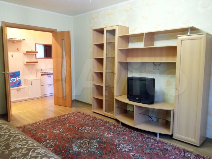 3-к. квартира, 64 м², 1/9 эт.