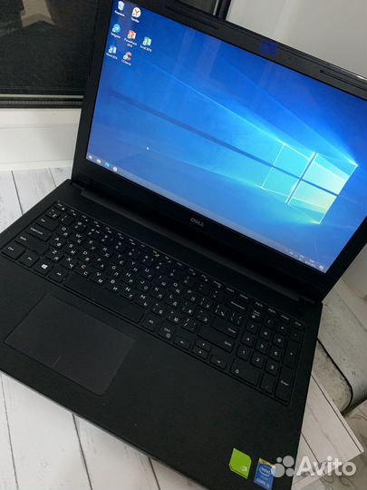 Ноутбук dell