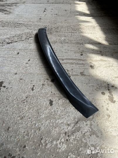 Спрйлер на TLC 200