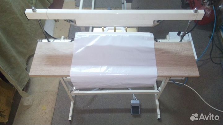 Запайщик для приварки двух ручек к термопакету