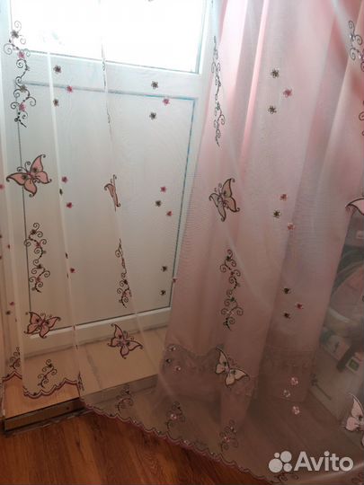 Тюль с вышивкой