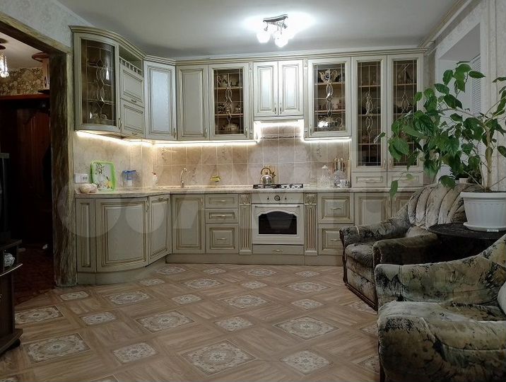 3-к. квартира, 100,4 м², 5/6 эт.