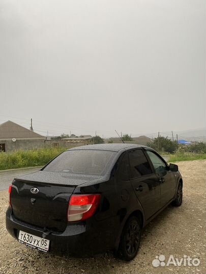 Капот на гранту