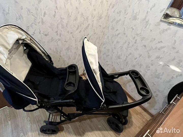 Коляска для двойни