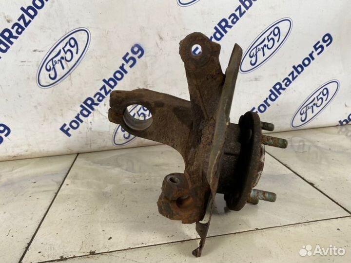 Кулак поворотный передний правый Mazda Mazda3 BL