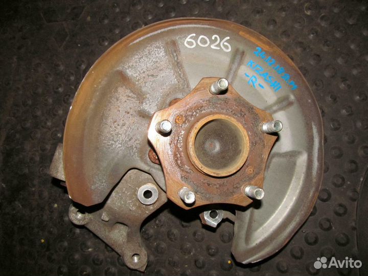 Кулак ступица задняя Suzuki Kizashi