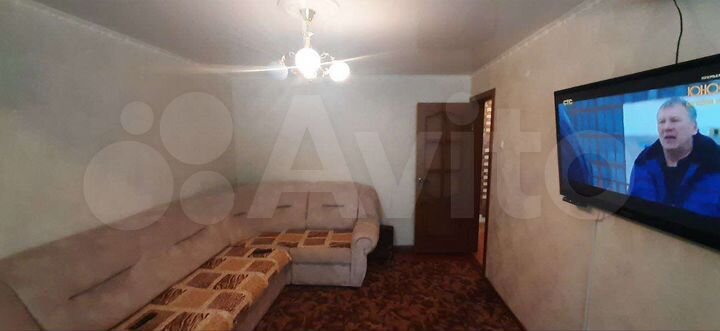 2-к. квартира, 50 м², 1/2 эт.