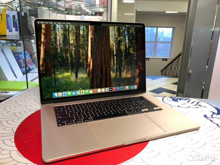 Ноутбук Apple MacBook Air 15 M2 8/512Gb (mqkv3)