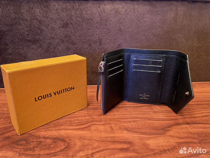 Louis Vuitton кошелек