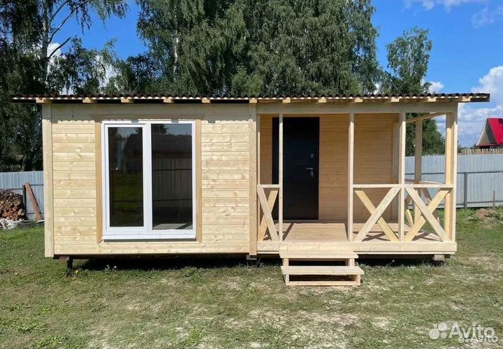 Бытовка дачная с верандой