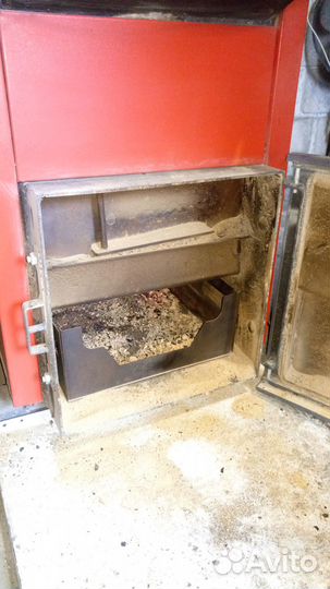 Твердотопливный котел б/у 25кв полуавтомат