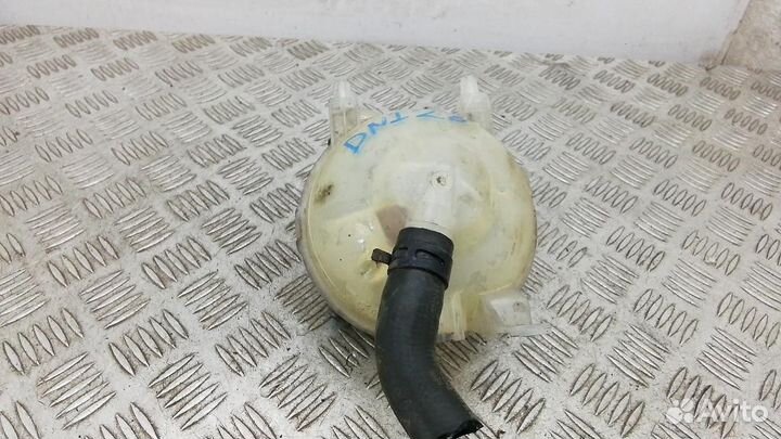 Бачок расширительный Peugeot 308