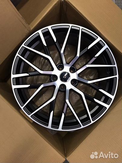 Новые диски R20 на BMW G07 G06 G05