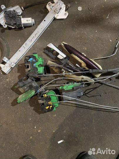 Дверной замок hyundai solaris KIA RIO