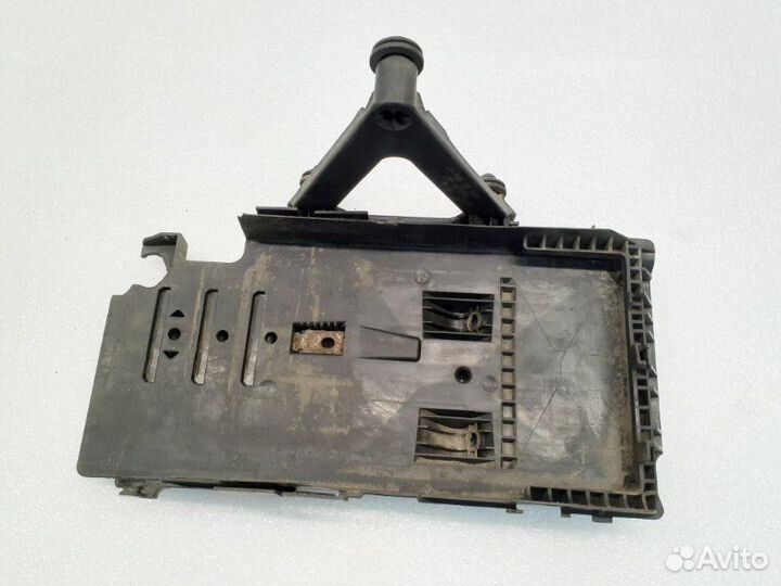 Площадка под аккумулятор Ford Mondeo 4 1.6 TI kgba