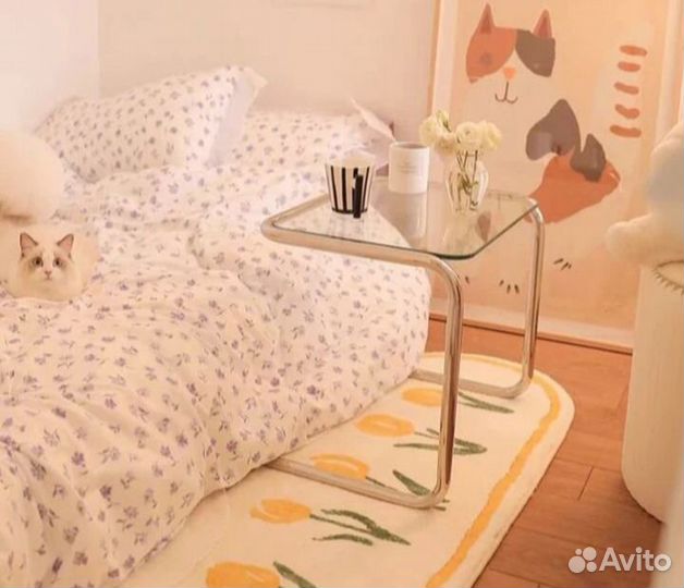 Журнальный столик новый