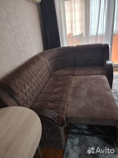 Угловой диван