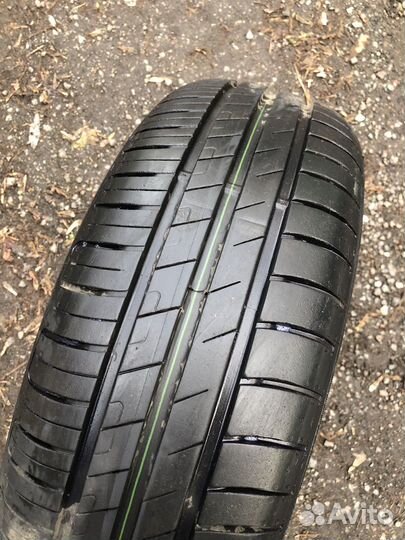 Goodyear EfficientGrip 195/60 R16