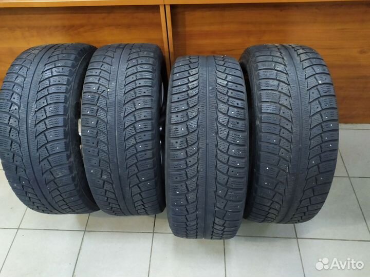 Колеса зимние на дисках r17