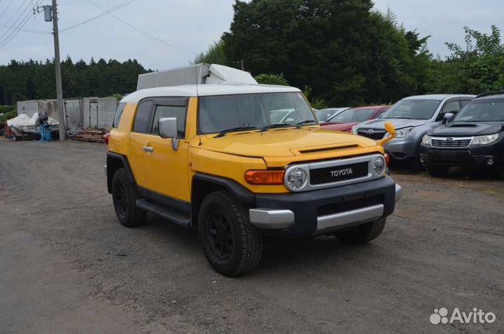 Разбор toyota FJ cruiser 2012