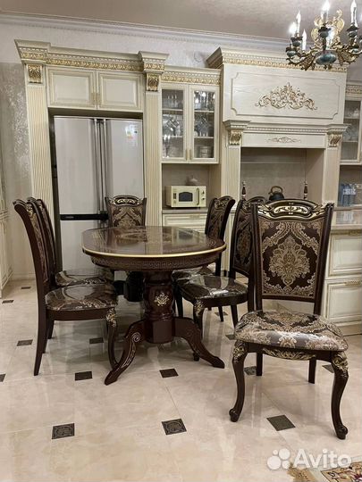 Стол и Стулья