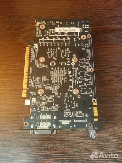 Zotac GTX 550Ti 1GB gddr5 192Bit