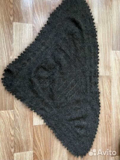 Пуховый платок шаль