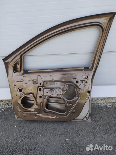 Дверь передняя правая Logan ph3 801008681R