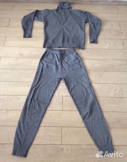 Тёплый костюм