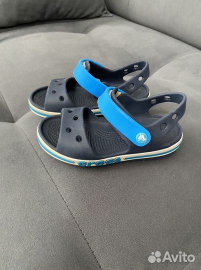 Сандалии crocs c10