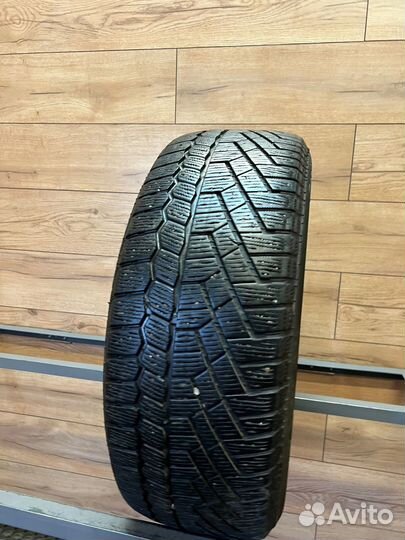 Continental ContiVikingContact 5 215/55 R17