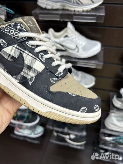 Кроссовки nike sb dunk low travis scott