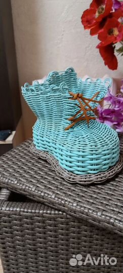 Кашпо башмак из ротанга