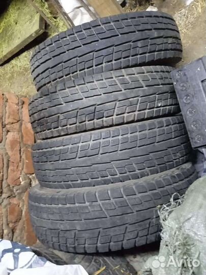 Yokohama Geolandar I/T-S G073 195/80 R15