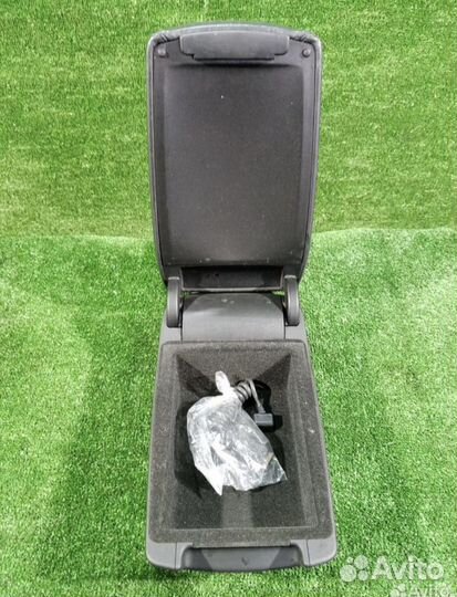 Подлокотник ауди а6