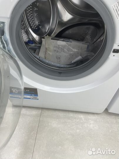 Новая Стиральная машина indesit на 7кг