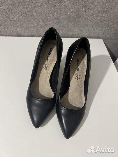 Туфли лодочки женские 38 размер. Новые