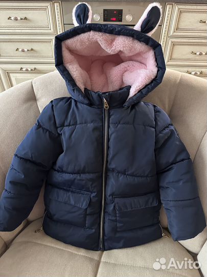 Зимняя курточка для девочки 18/24 состояние отличн