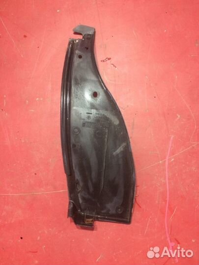 Подкрылок (локер) задний левый Nissan Almera G15