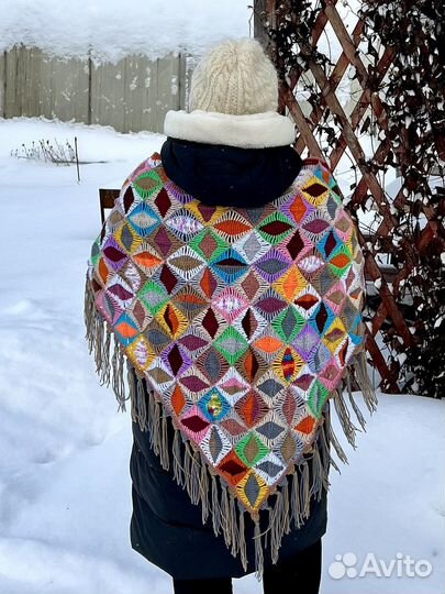 Шаль вязаная крючком