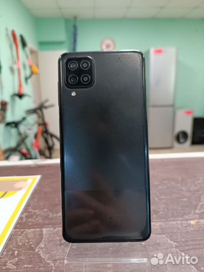 Samsung Galaxy A12, 4/64 ГБ